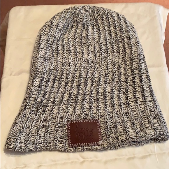 Love Your Melon Accessories - Love your melon beanie